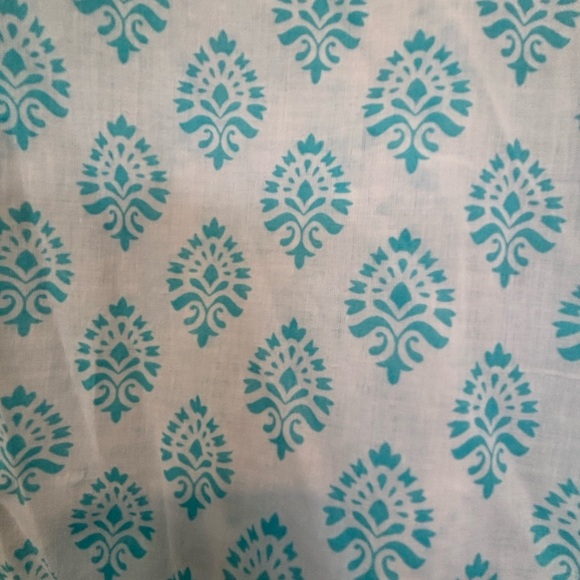 Women's Blue Patterned Button Down Shirt - Picture 4 of 6